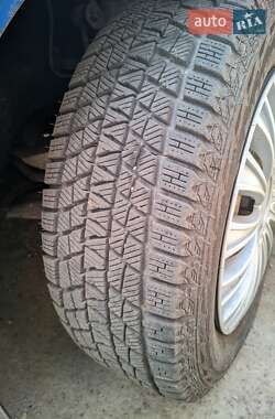 Хэтчбек Mazda 323 2001 в Киеве