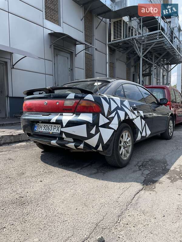 Седан Mazda 323 1995 в Каменском