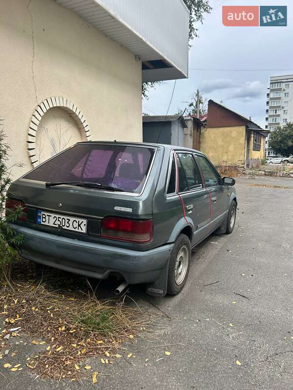 Хетчбек Mazda 323 1988 в Бучі