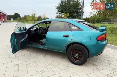 Хэтчбек Mazda 323 1996 в 