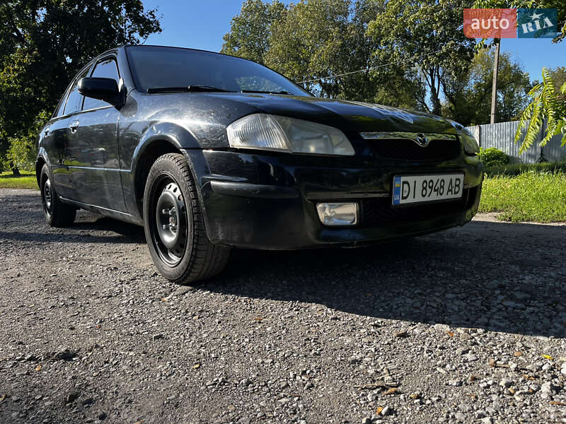 Mazda 323 1999