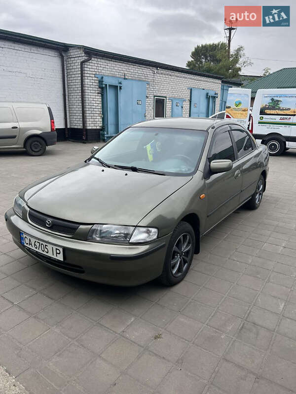 Mazda 323 1998