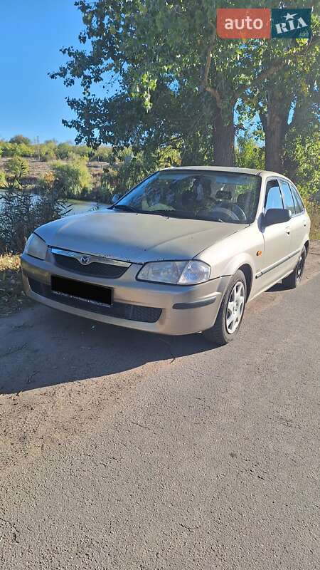 Хэтчбек Mazda 323 1999 в Кропивницком