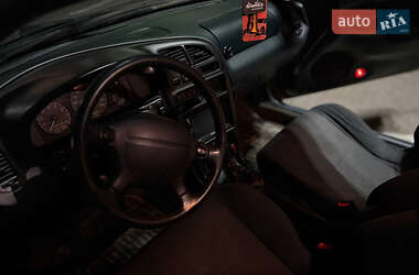 Хэтчбек Mazda 323 1995 в 