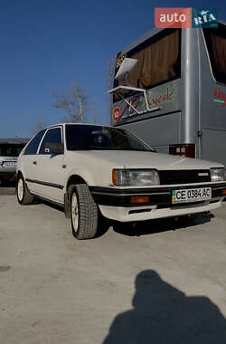 Хэтчбек Mazda 323 1987 в 