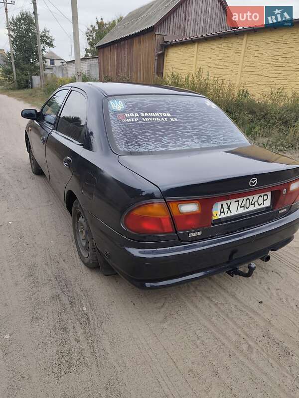 Седан Mazda 323 1998 в Змиеве