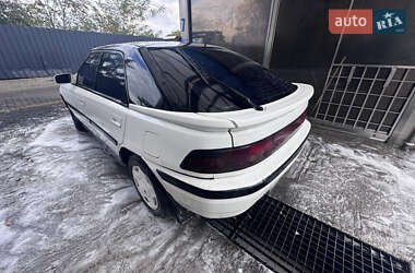 Хэтчбек Mazda 323 1990 в  фото 6 Хэтчбек Mazda 323 1990 в