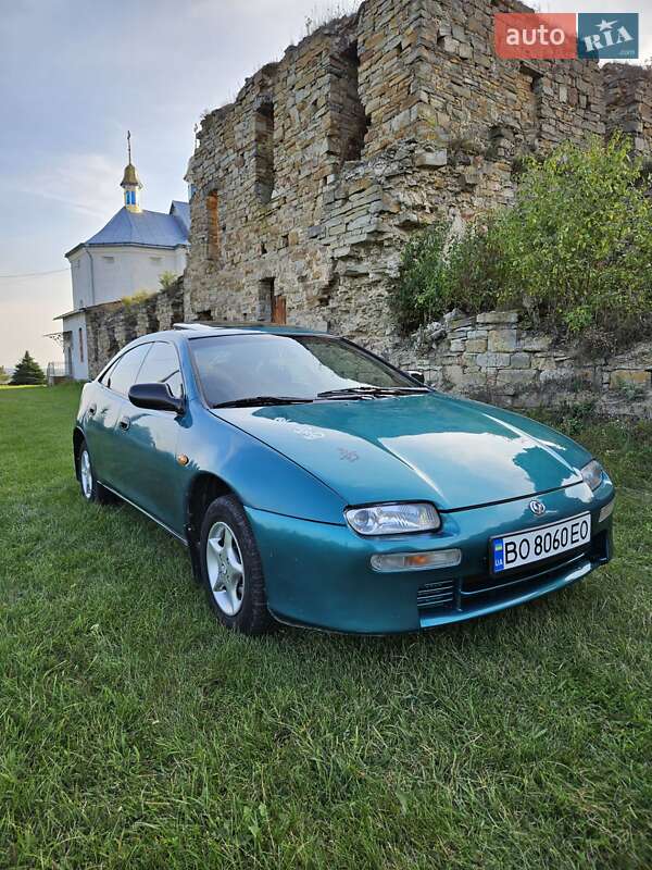Хэтчбек Mazda 323 1994 в Теребовле фото Хэтчбек Mazda 323 1994 в Теребовле