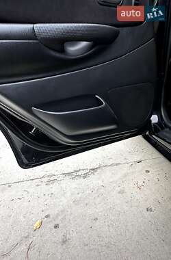 Хэтчбек Mazda 323 2001 в  фото 19 Хэтчбек Mazda 323 2001 в