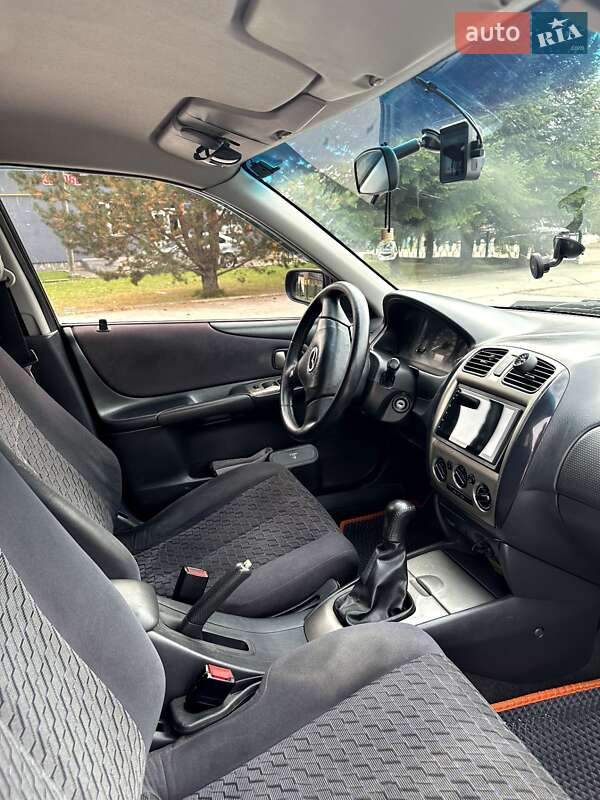 Хетчбек Mazda 323 2001 в Самборі фото 20 Хетчбек Mazda 323 2001 в Самборі