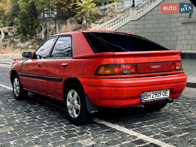 Седан Mazda 323 1990 в Одессе фото 4 Седан Mazda 323 1990 в Одессе
