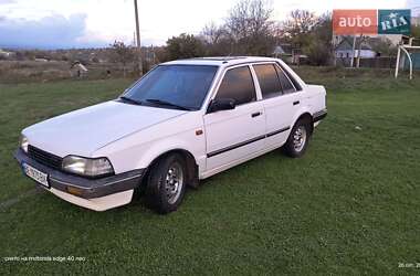 Седан Mazda 323 1989 в Вознесенске