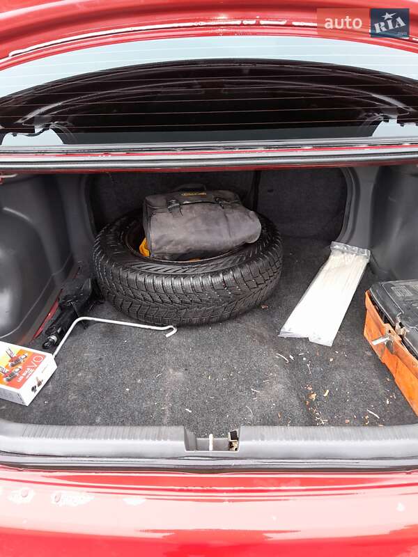 Седан Mazda 323 1996 в Синельниково фото 13 Седан Mazda 323 1996 в Синельниково