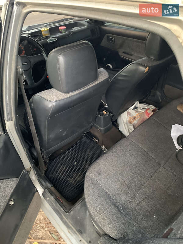 Хэтчбек Mazda 323 1989 в Тернополе