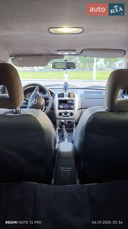 Хетчбек Mazda 323 2003 в Чернігові фото 12 Хетчбек Mazda 323 2003 в Чернігові