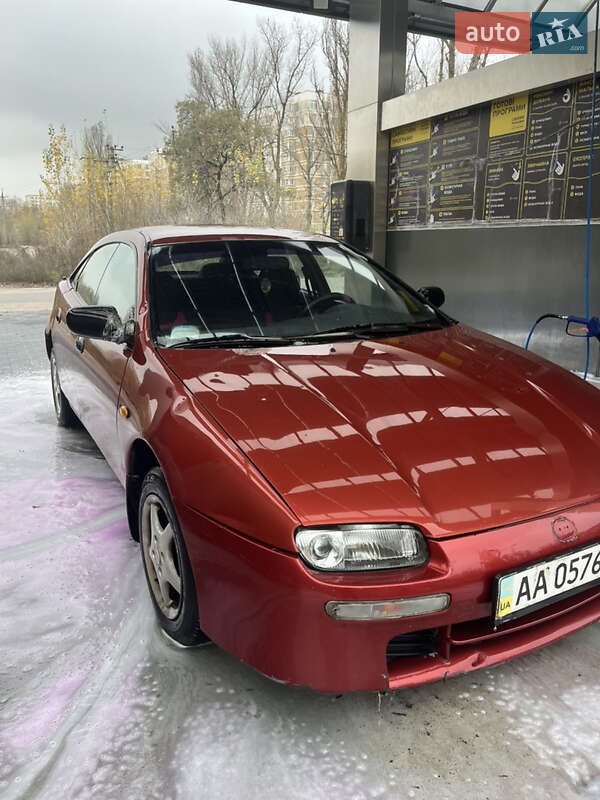 Хэтчбек Mazda 323 1994 в Вышгороде фото 2 Хэтчбек Mazda 323 1994 в Вышгороде