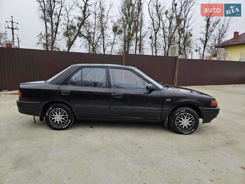 Седан Mazda 323 1995 в Обухове фото 3 Седан Mazda 323 1995 в Обухове