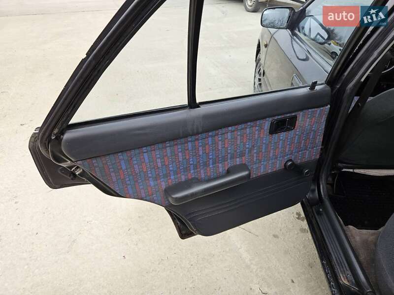 Седан Mazda 323 1995 в Обухове фото 28 Седан Mazda 323 1995 в Обухове