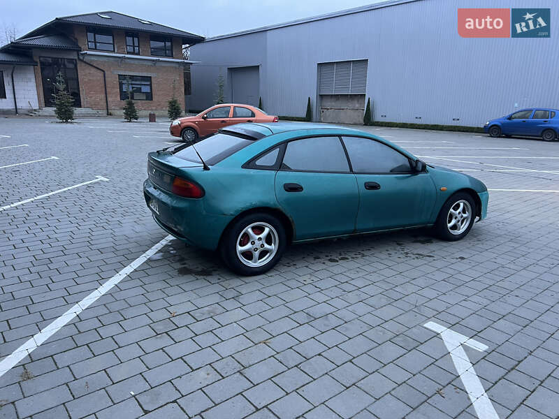 Хетчбек Mazda 323 1996 в Вінниці
