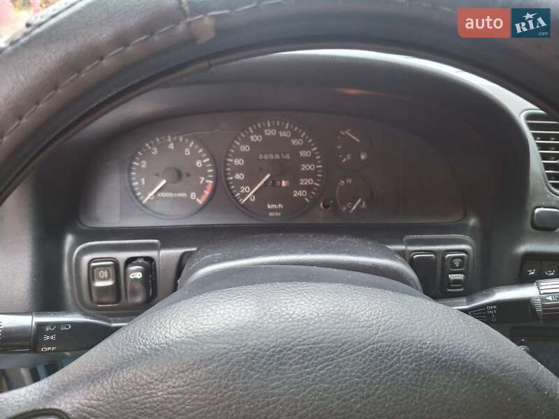 Mazda 323 1996 Mazda 323 1996