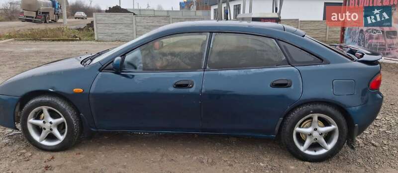 Седан Mazda 323 1996 в Хмельницком