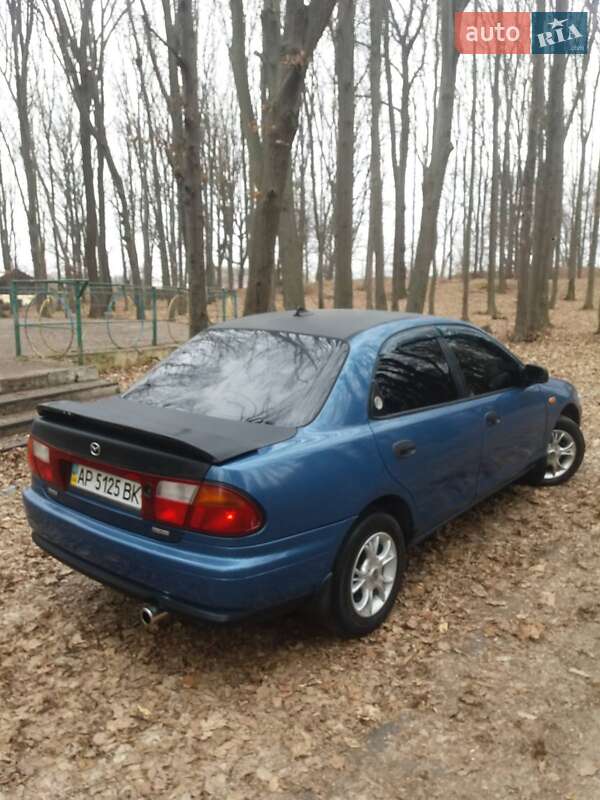 Седан Mazda 323 1998 в Жмеринке