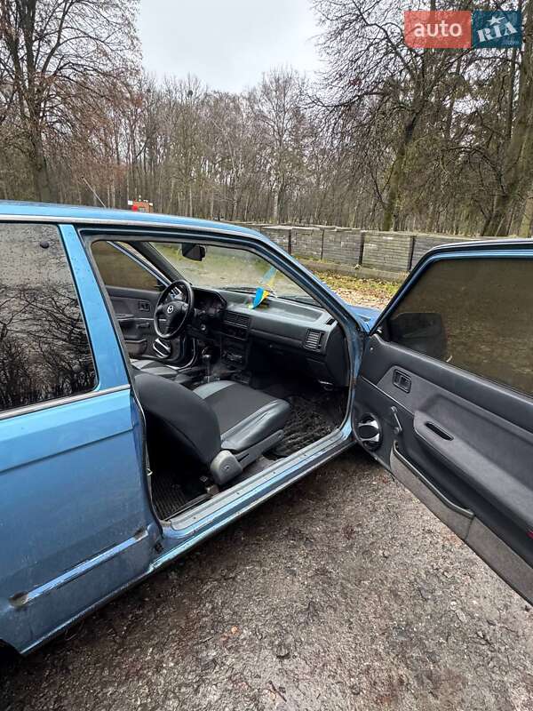 Хэтчбек Mazda 323 1987 в Хмельницком