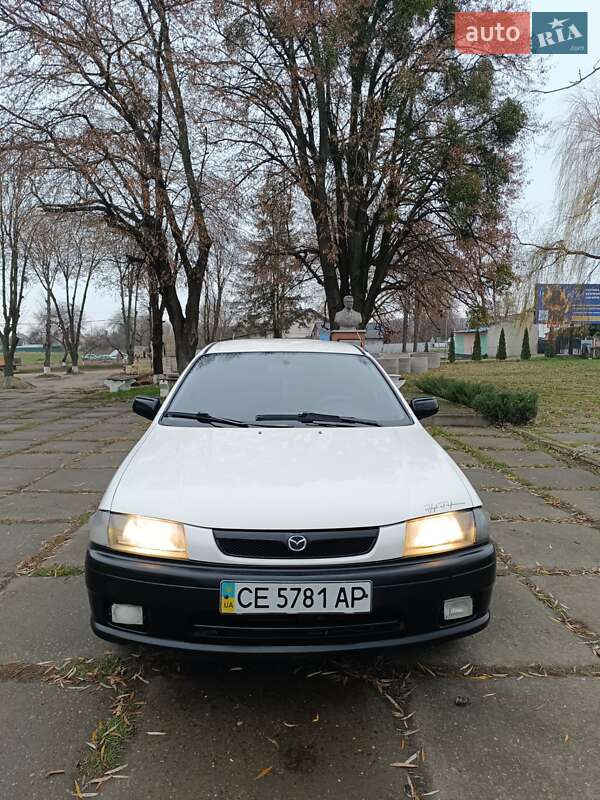 Седан Mazda 323 1998 в Чернівцях фото 3 Седан Mazda 323 1998 в Чернівцях