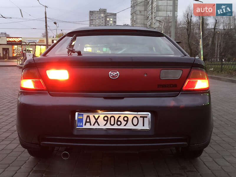 Хетчбек Mazda 323 1998 в Харкові