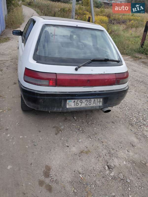 Хэтчбек Mazda 323 1991 в Днепре фото 4 Хэтчбек Mazda 323 1991 в Днепре