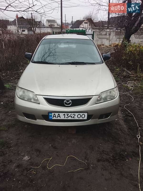 Mazda 323 2002 Mazda 323 2002