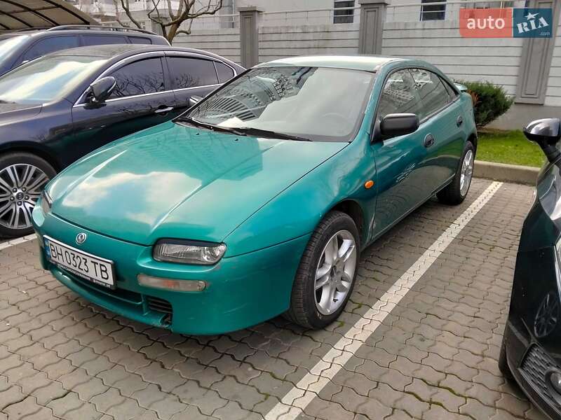 Mazda 323 1996