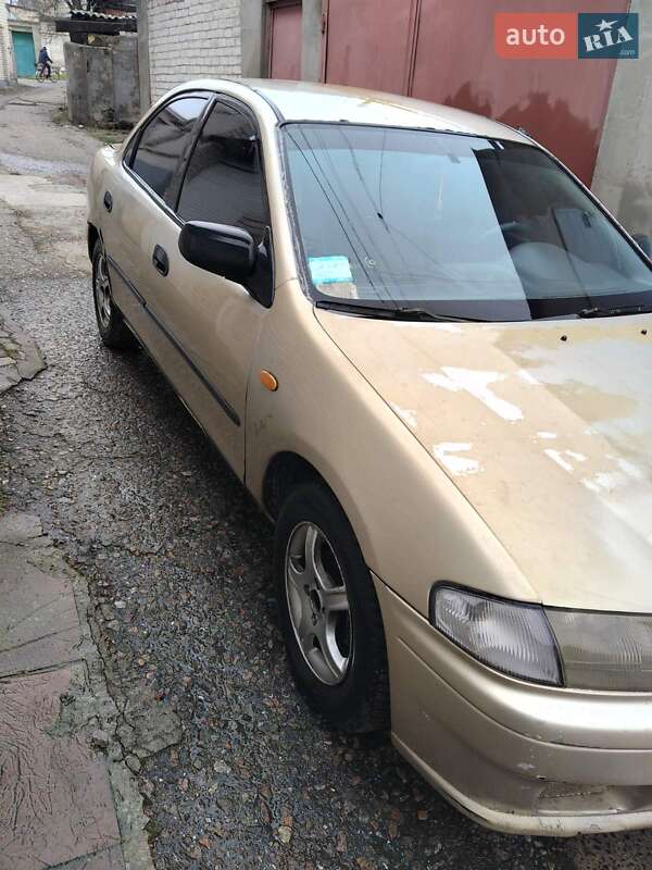 Mazda 323 1997 Mazda 323 1997