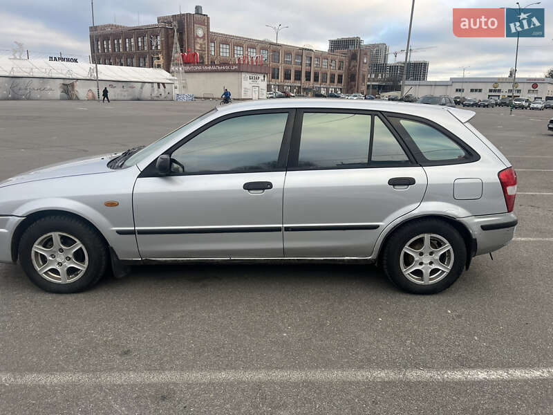 Хэтчбек Mazda 323 1999 в Броварах фото 5 Хэтчбек Mazda 323 1999 в Броварах
