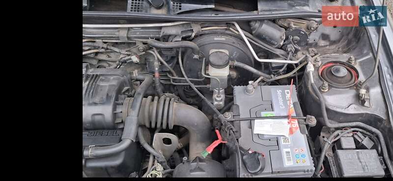 Седан Mazda 323 1994 в Таращі