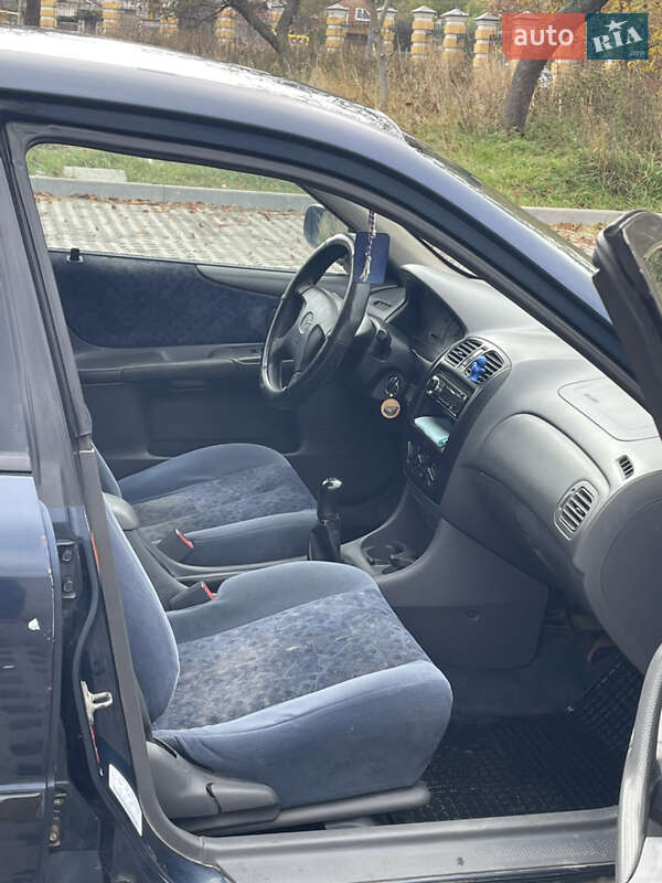 Седан Mazda 323 1999 в Тульчине фото 10 Седан Mazda 323 1999 в Тульчине