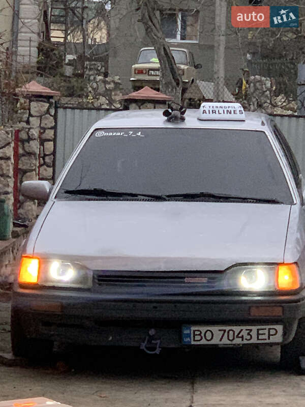 Хэтчбек Mazda 323 1989 в Тернополе