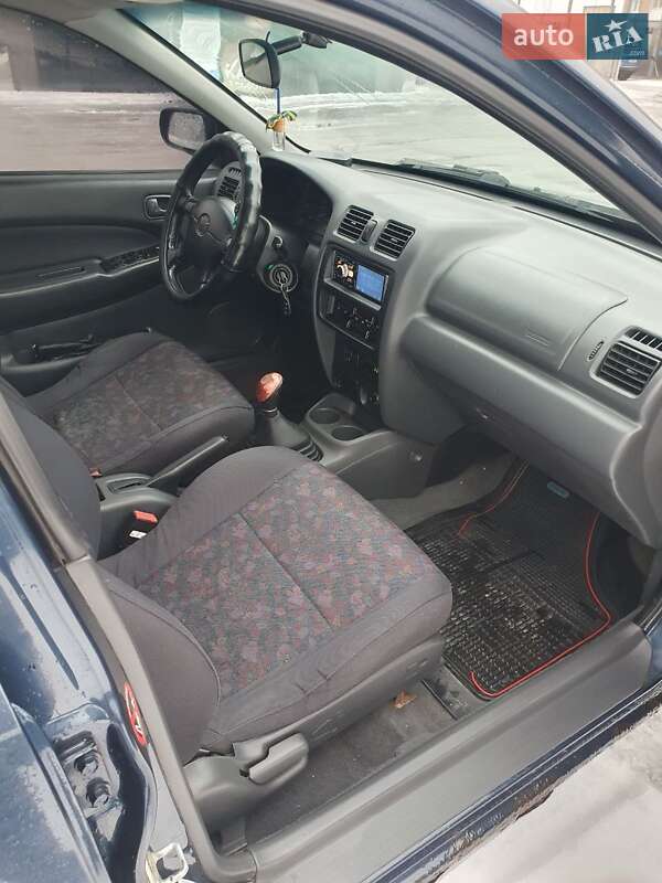 Седан Mazda 323 1998 в Киеве фото 20 Седан Mazda 323 1998 в Киеве