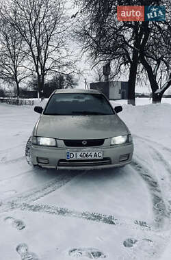 Седан Mazda 323 1997 в Иваничах