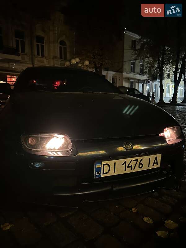 Хэтчбек Mazda 323 1995 в Полтаве