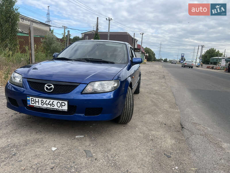 Хэтчбек Mazda 323 2000 в Одессе