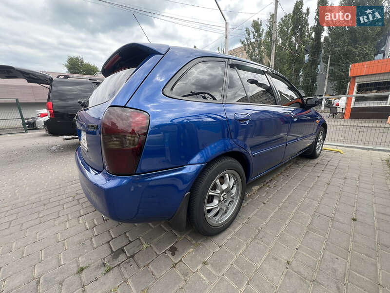 Хэтчбек Mazda 323 2000 в Одессе