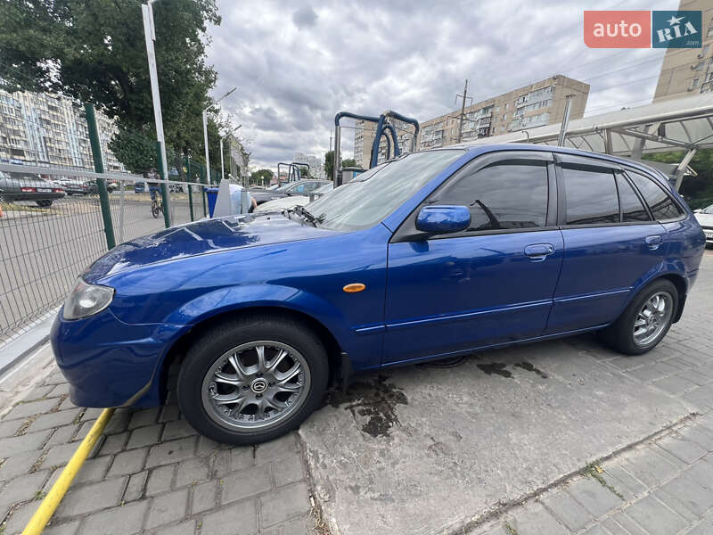 Хэтчбек Mazda 323 2000 в Одессе