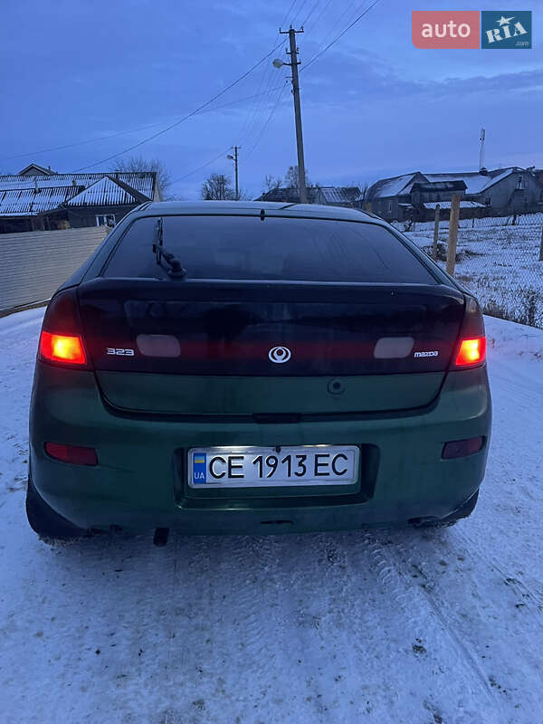 Хэтчбек Mazda 323 1996 в Черновцах