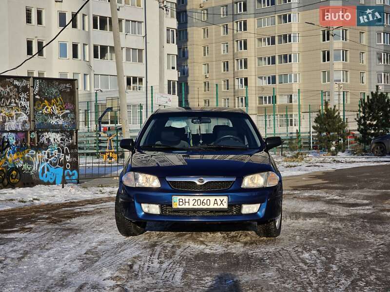 Хетчбек Mazda 323 1998 в Чорноморську