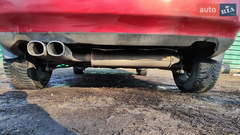 Хетчбек Mazda 323 1998 в Слобожанському