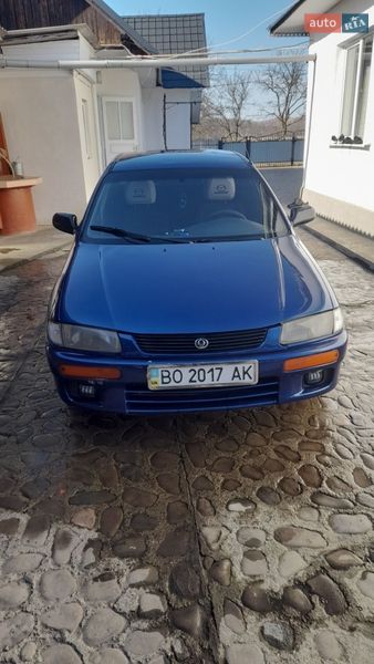Седан Mazda 323 1996 в Косові