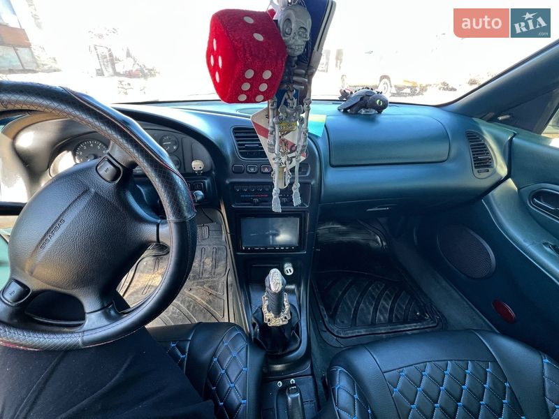 Хетчбек Mazda 323 1996 в Одесі