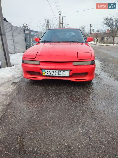 Хетчбек Mazda 323 1993 в Знам'янці