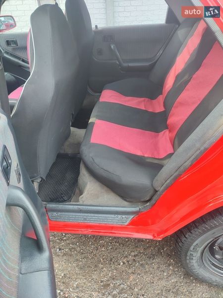 Хетчбек Mazda 323 1993 в Знам'янці